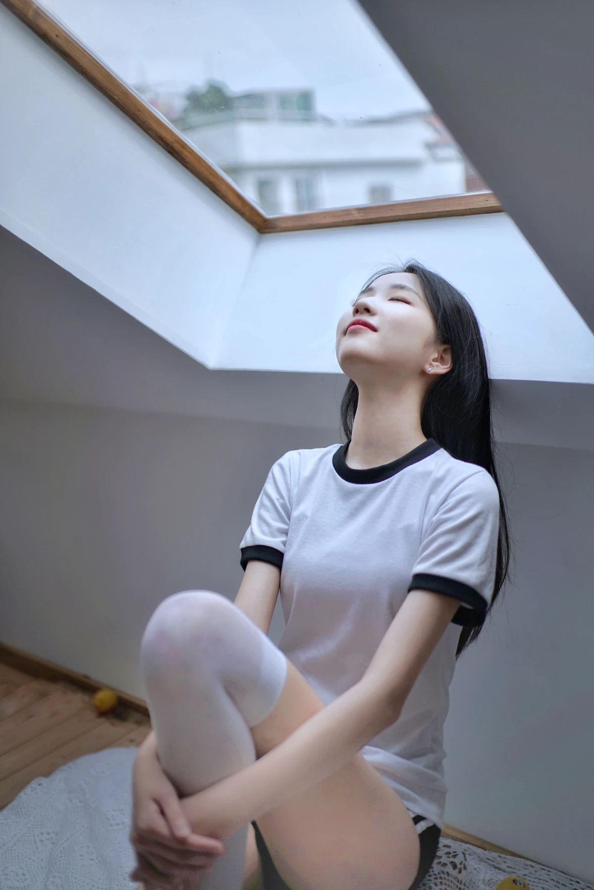 [YITUYU] 2022.12.29 Vol.2785 – Plain White in the Attic Xiaojing#[26P]-21