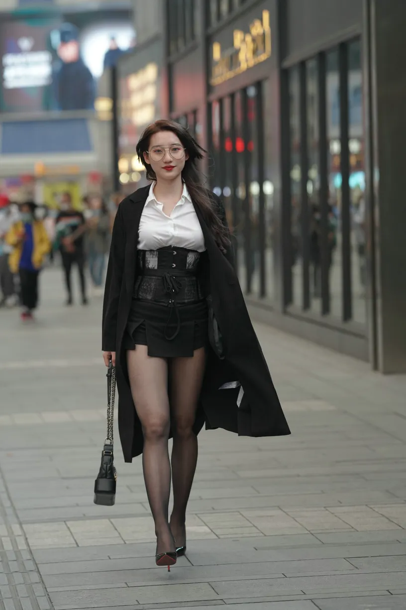 [Mzsock] NO.160 Long legs in black stockings street photography#[105P]-33