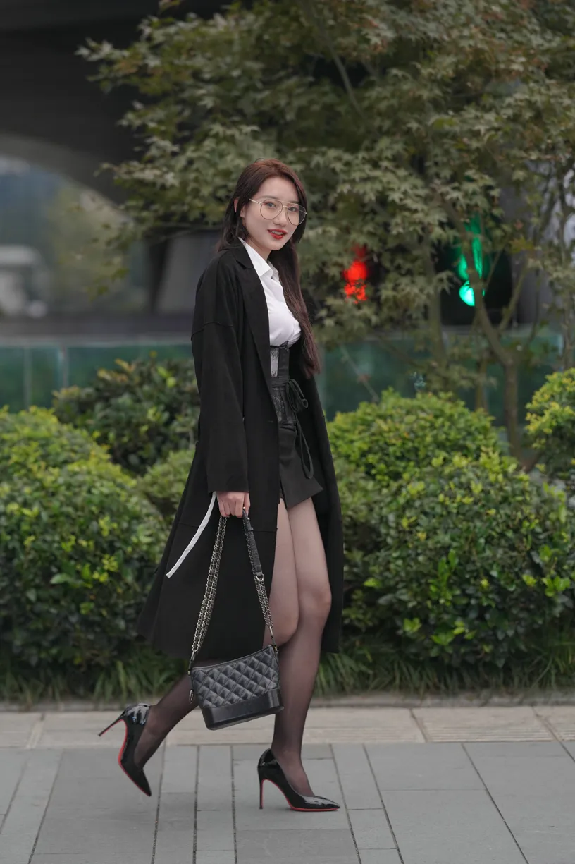 [Mzsock] NO.160 Long legs in black stockings street photography#[105P]-85