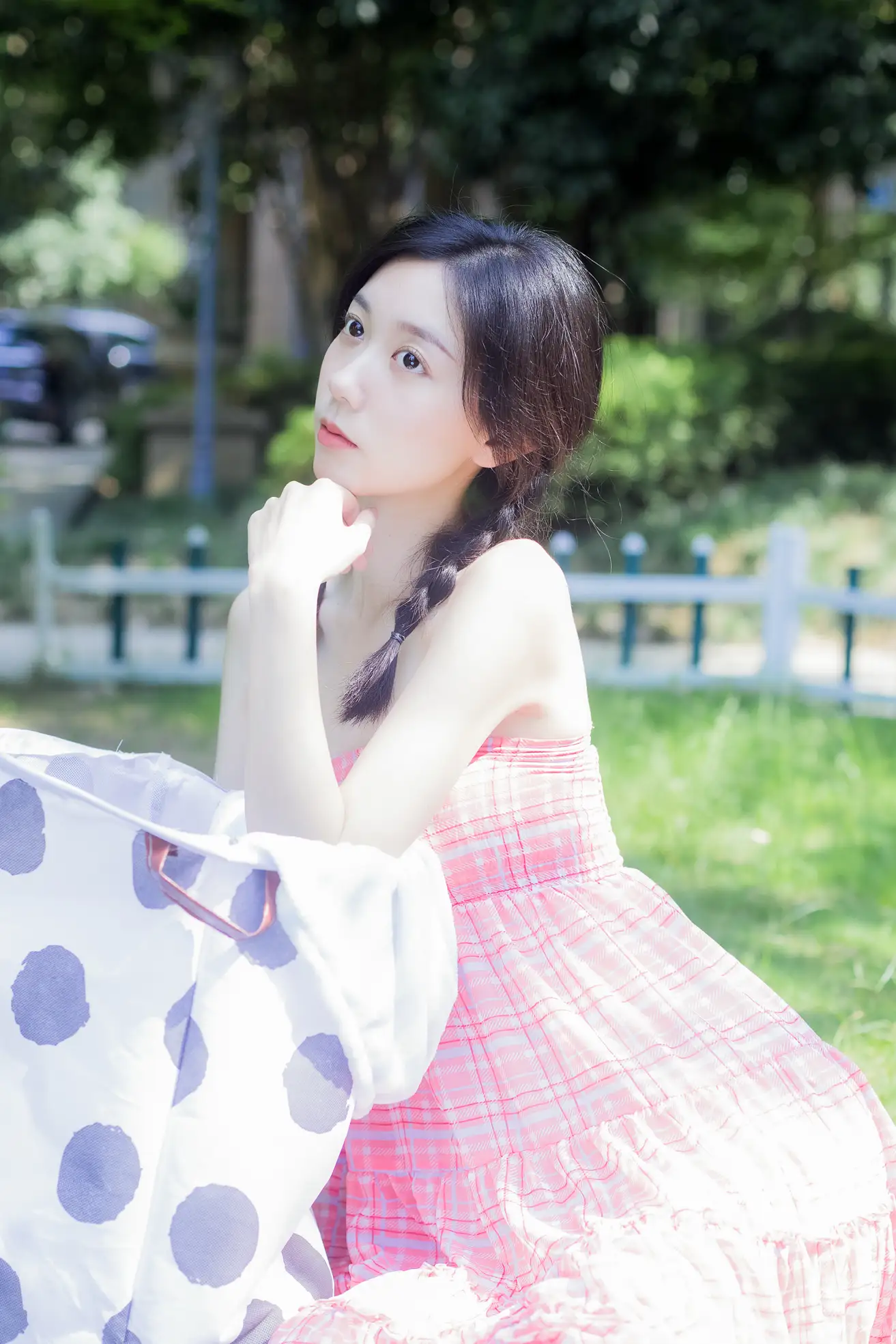 [YITUYU] 2022.07.19 Vol.1520 – The weather is sunny today Cat Feeding Girl Cat Girl-#[42P]-24